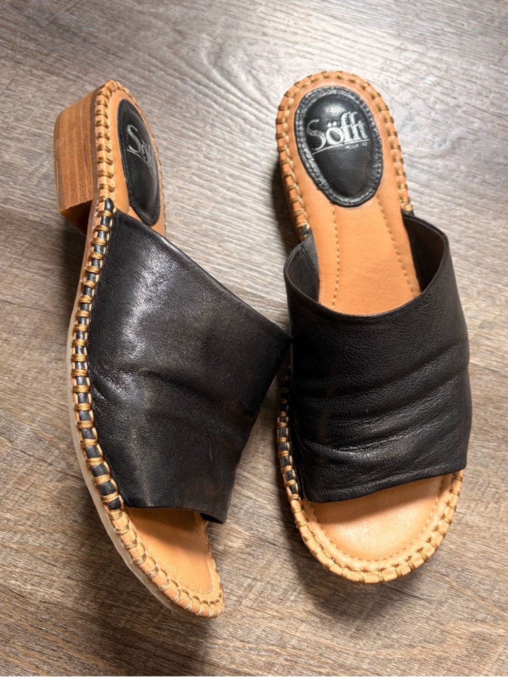 Sofft Nalanie Leather Slide Sandals